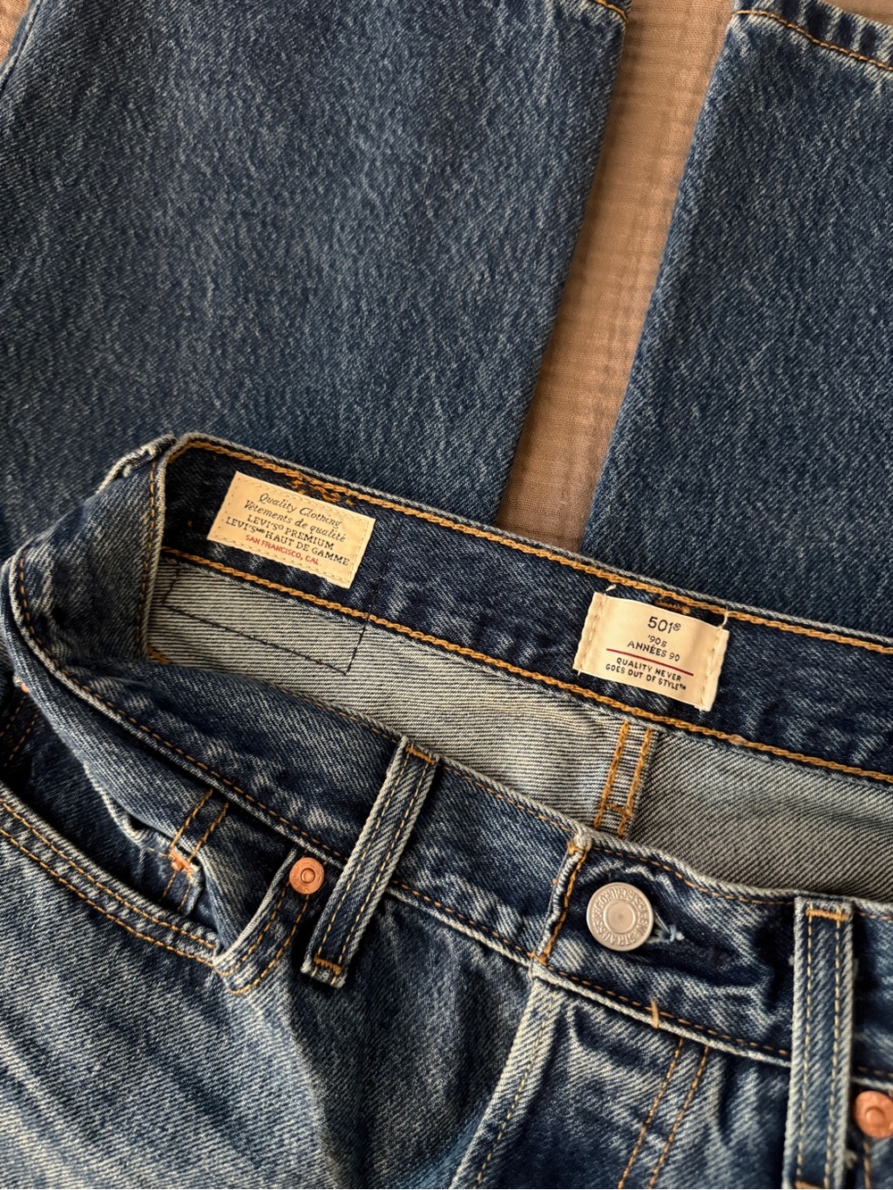 Dark Wash Levi’s 501 90s Jeans - Picture 4 of 5